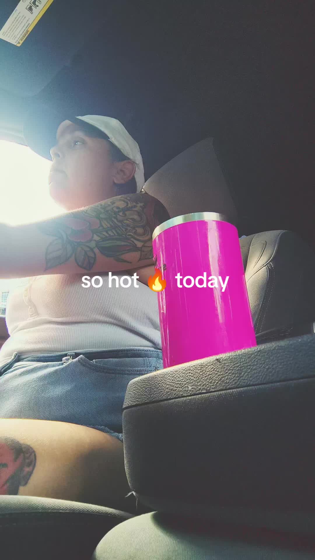 @SandeeBunny