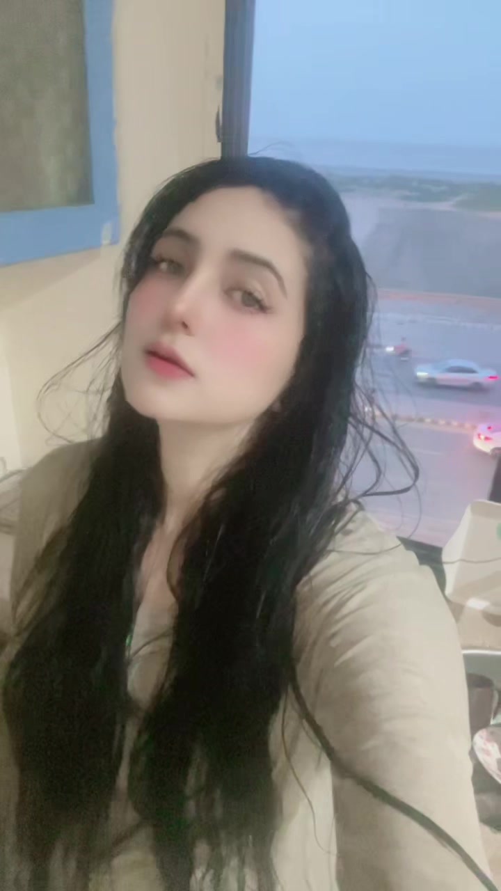 @Zarachandio