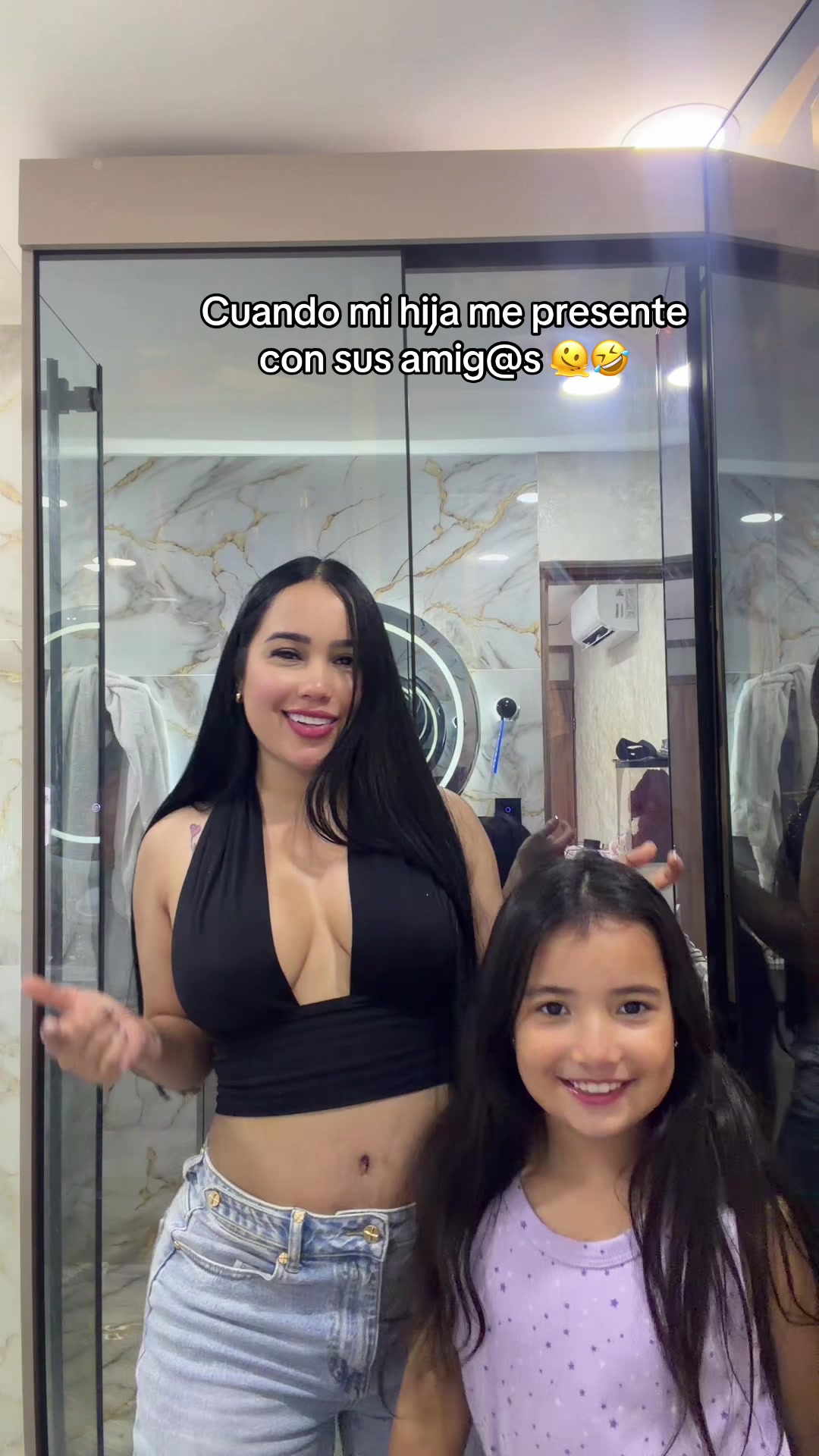 @Karen García