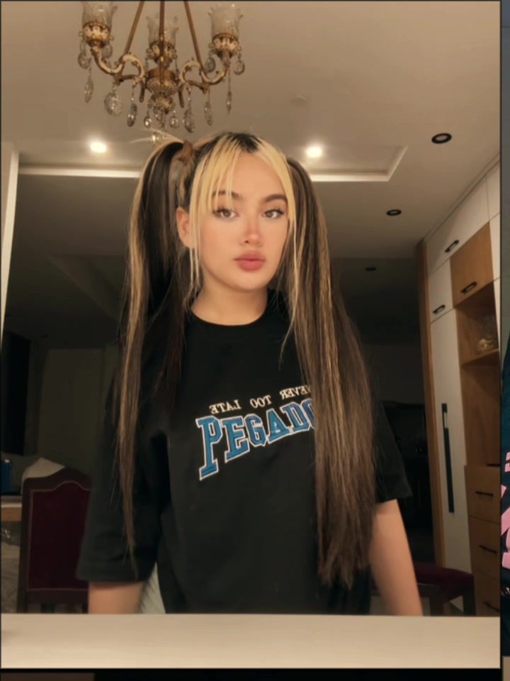 @felora