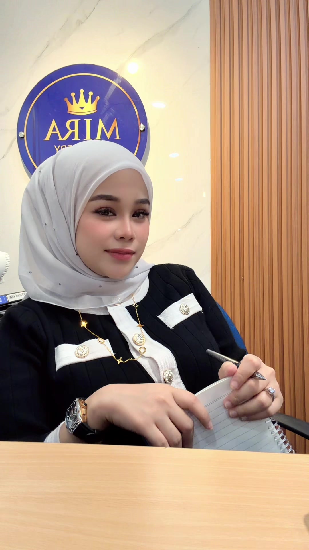 @ANIS SYAMIRA