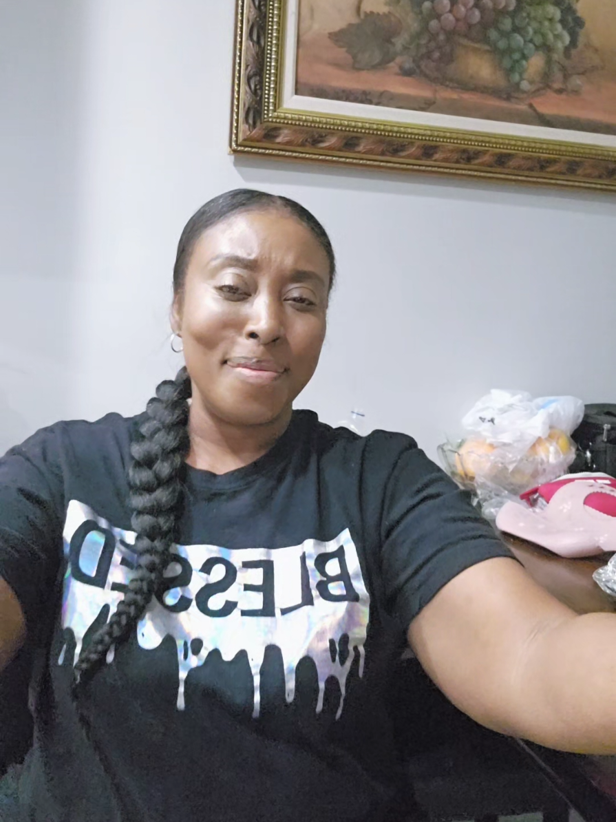 @latishabeshea