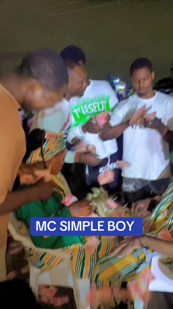 @MC SIMPLE BOY