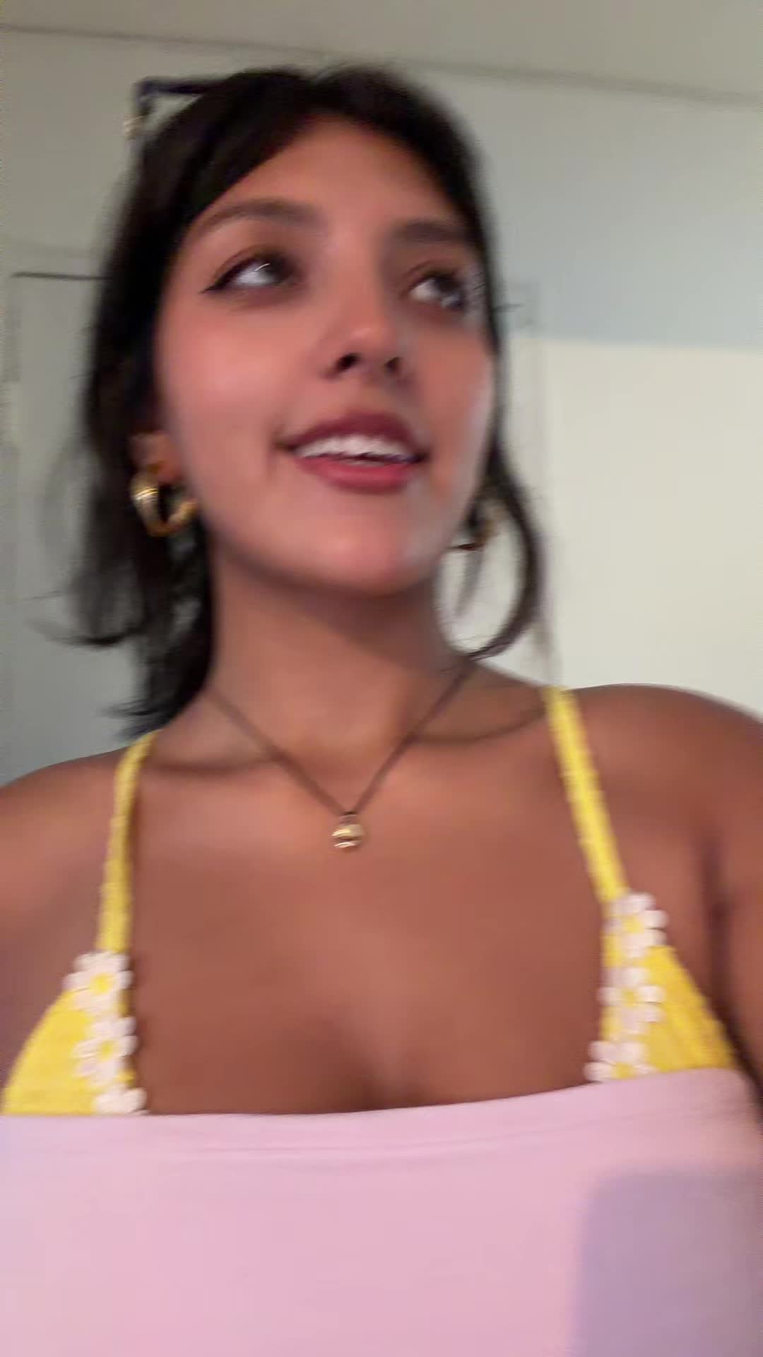 @valeria violeta