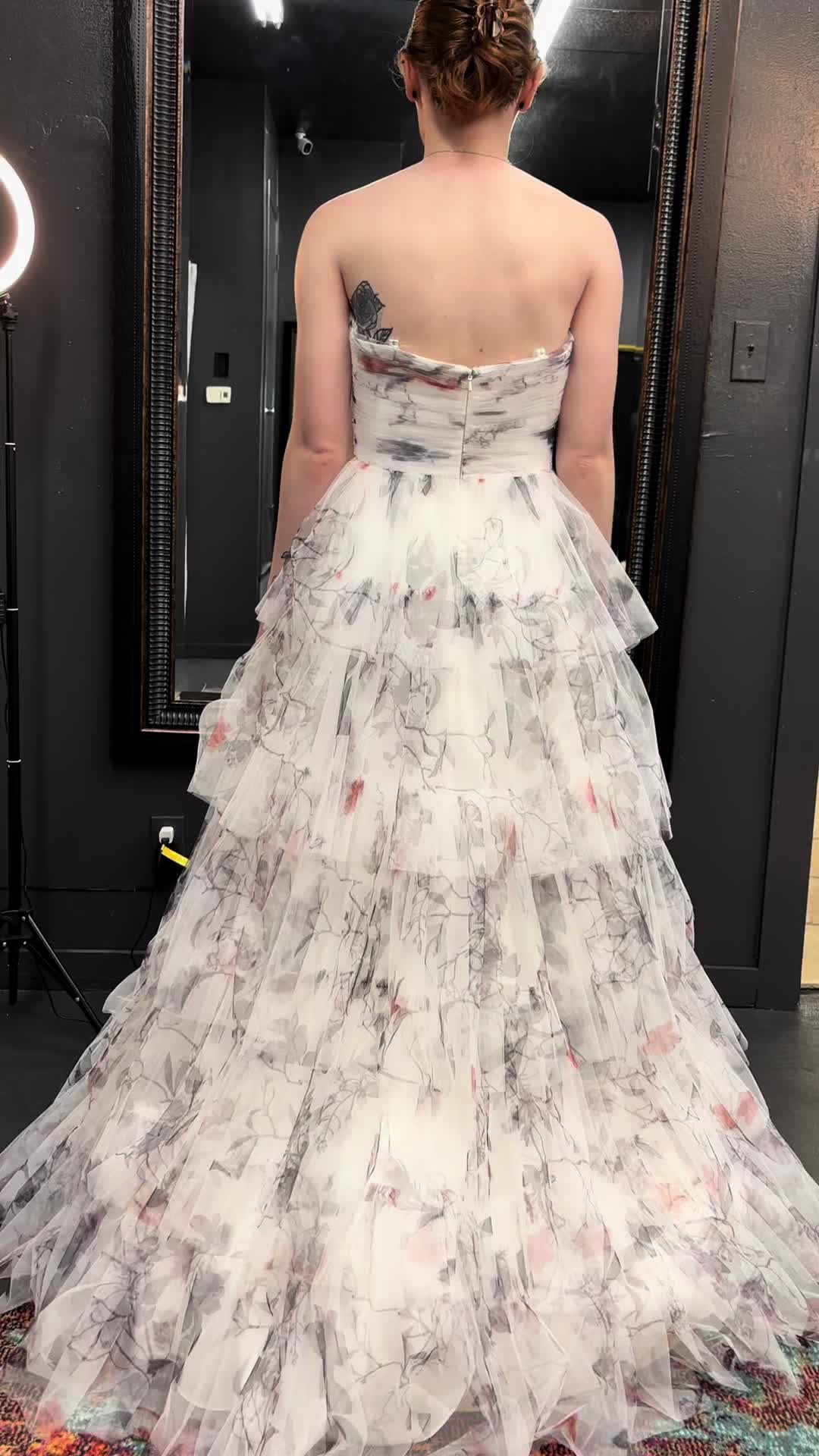 @27 Dresses Designer & Consign
