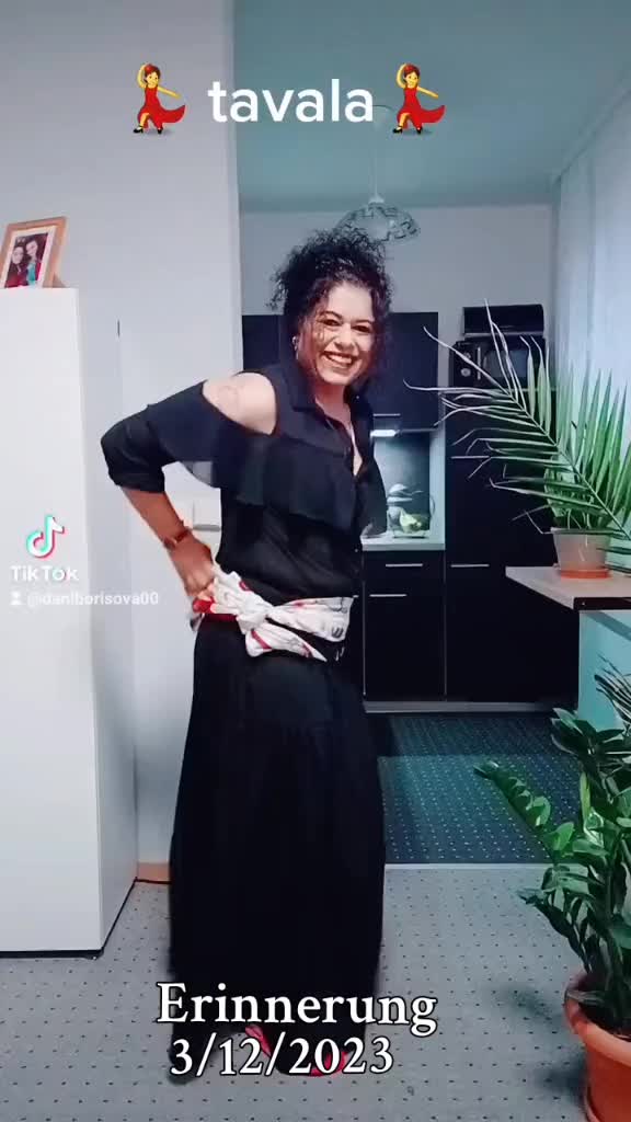 @dani🤗
