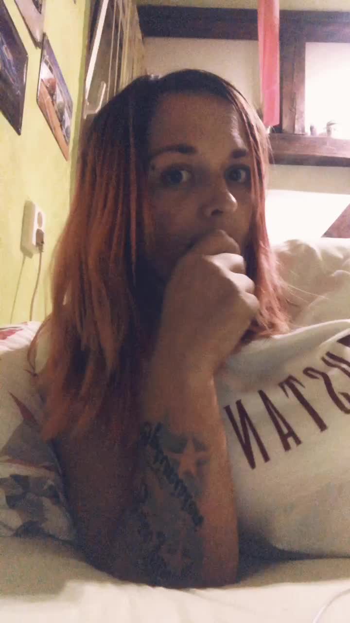 @alyssaj