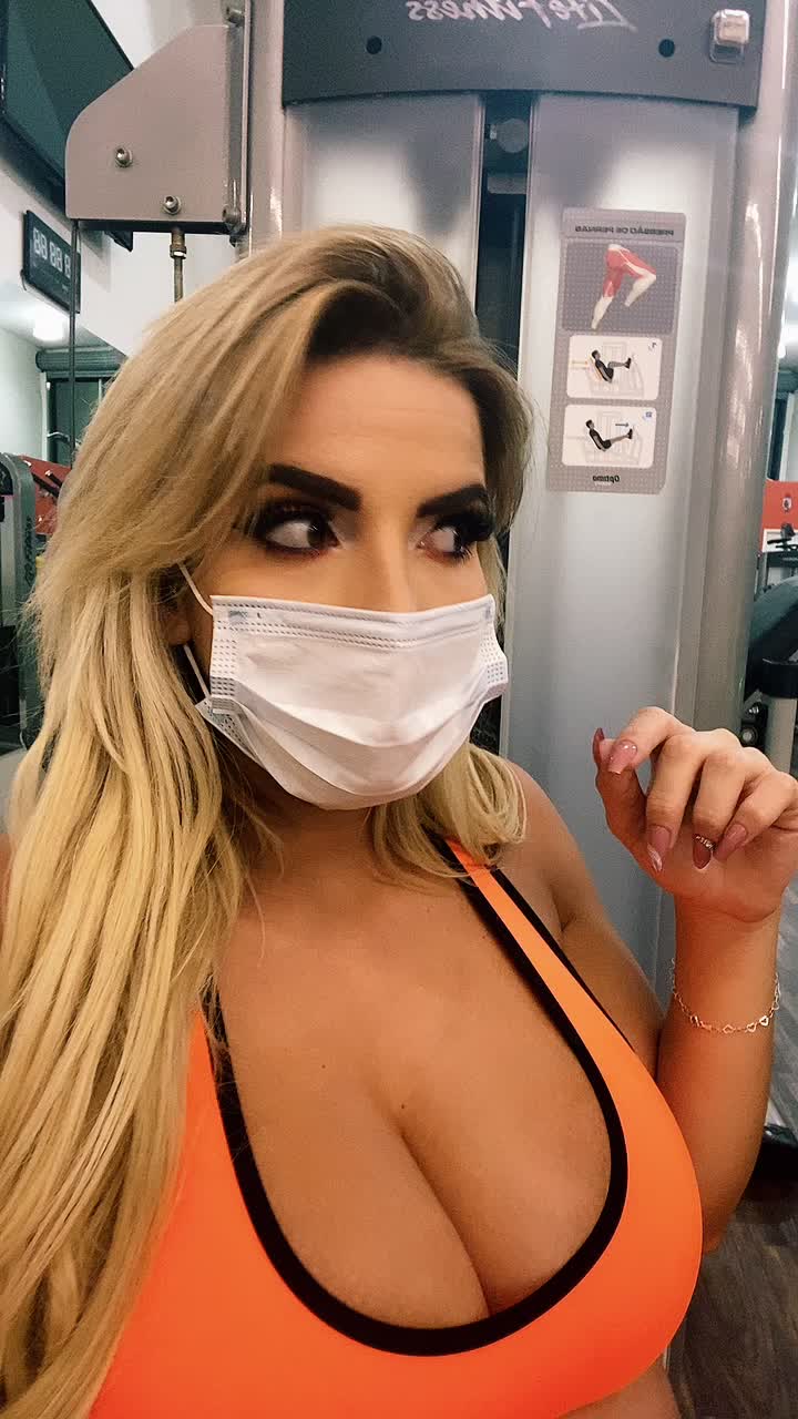 @Ellengceleghini