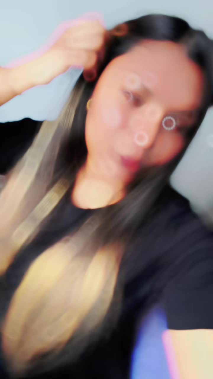 @𝐑🪬