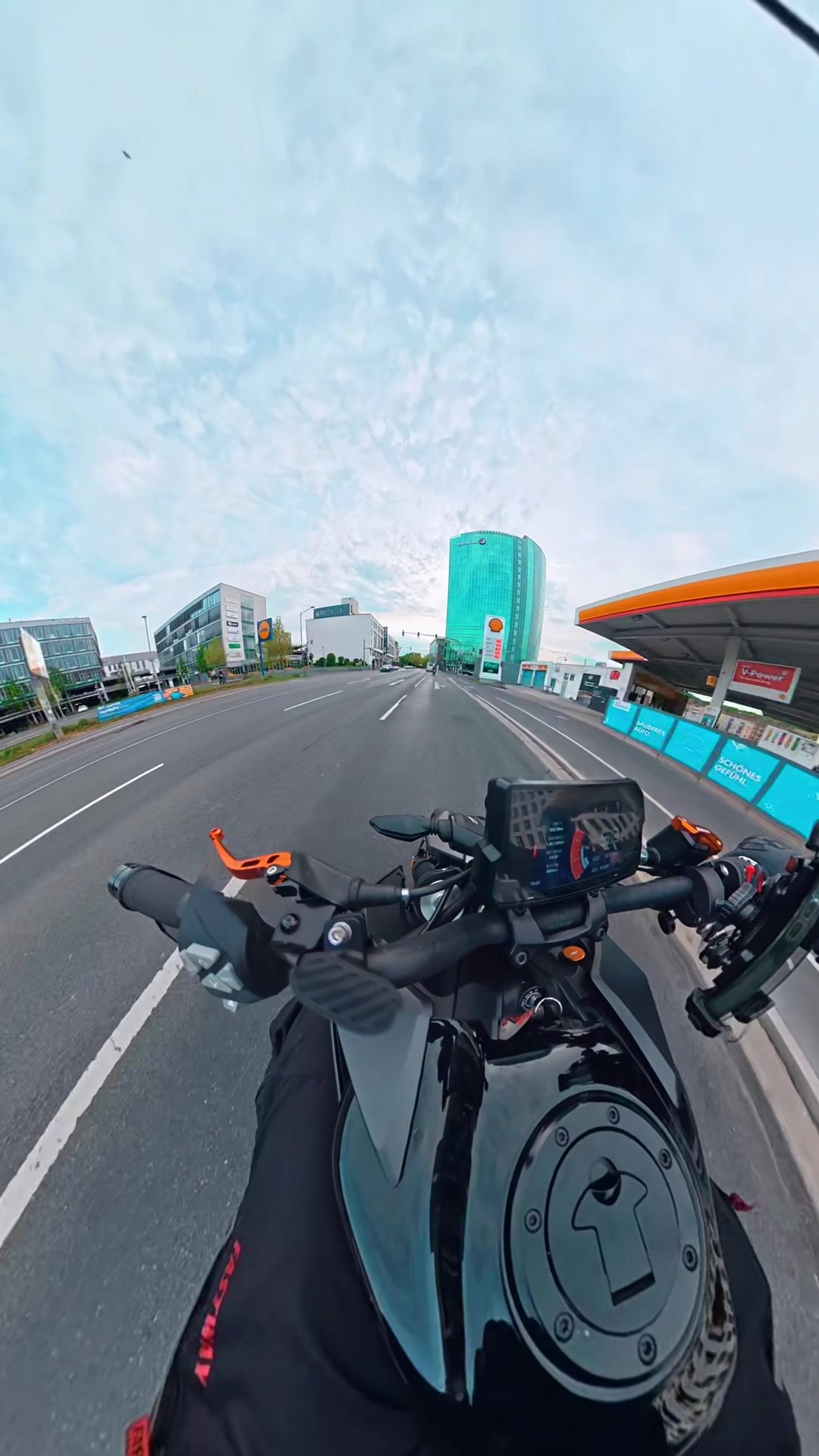 @Nick🏍️