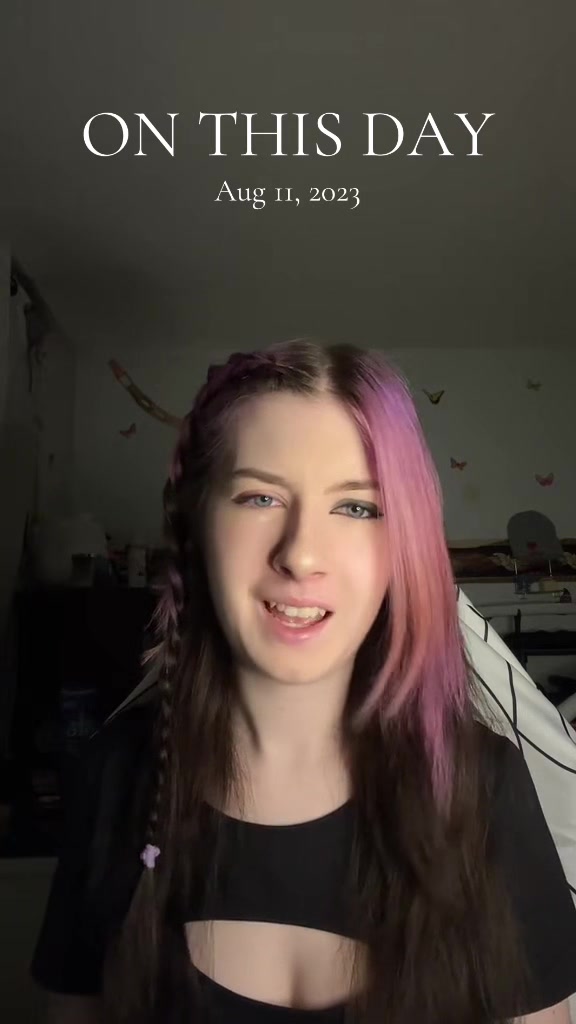 @Katie | 🇨🇦🎤📚