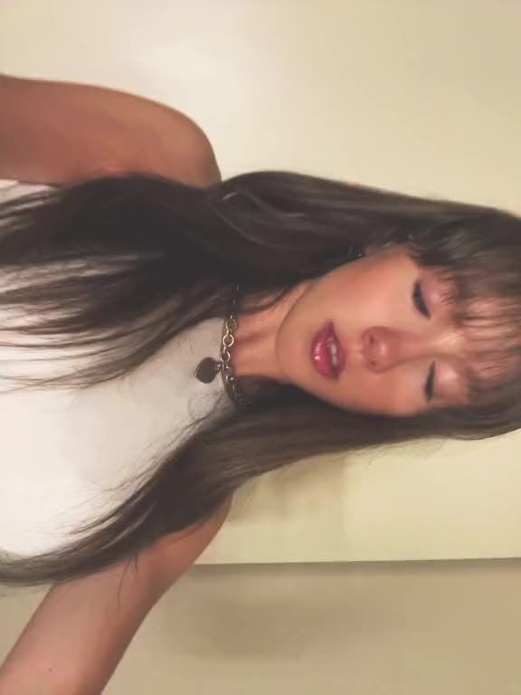 @𝓥𝓮𝓻𝓸𝓷𝓲𝓬𝓪