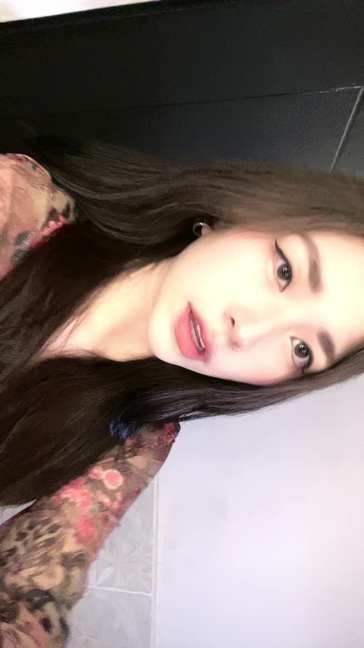 @alecaaaas