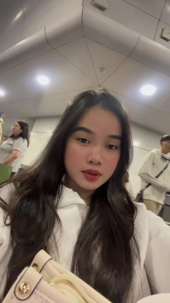 @Ms. Prescy farer✨⚓️🚢