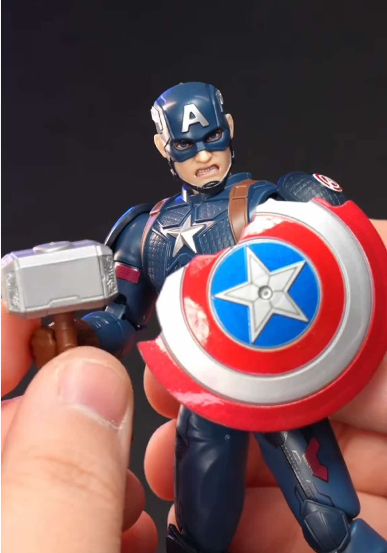 @TOYSN’T