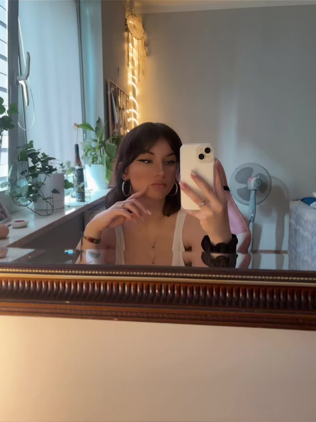 @hy4mela