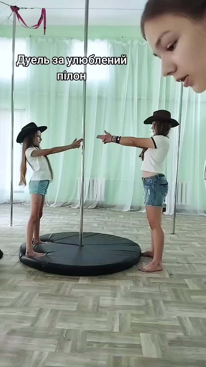@MARIA EMCHENKO