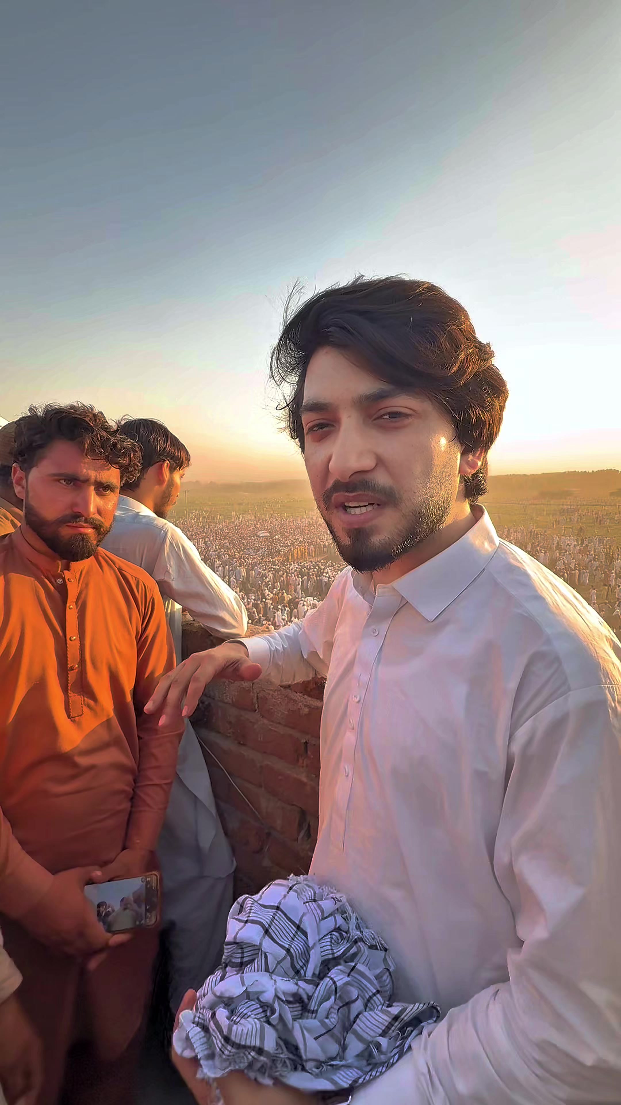 @Mujib Zalmay