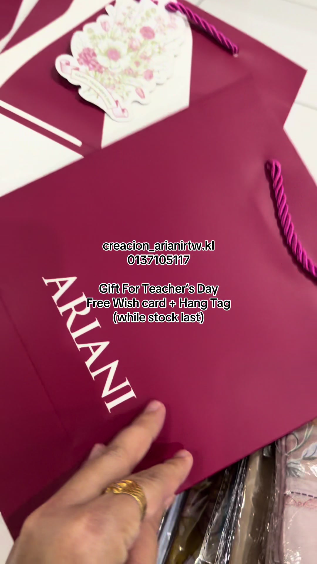 @Personal shopper Ariani