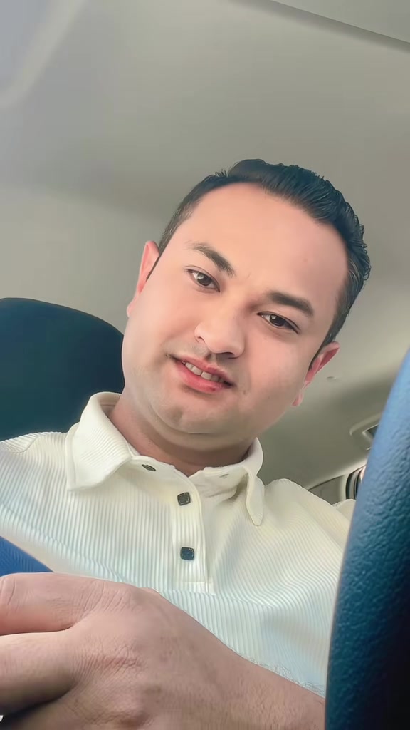 @Anup R.D🇳🇵♥️🇴🇲