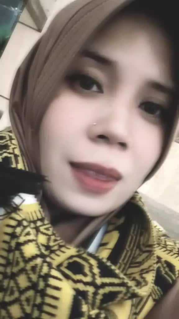 @𝐑_18🇮🇩