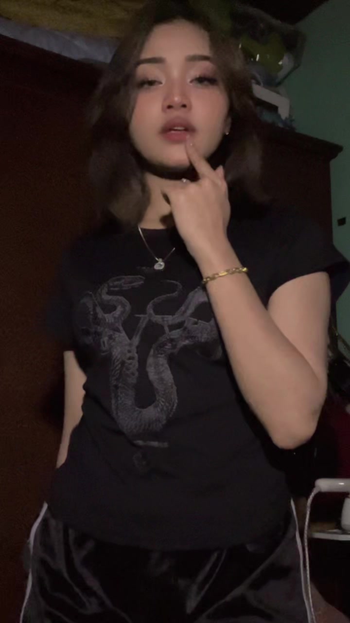 @𝓝𝓲𝓷𝓲__𝓴𝓮𝓻𝓮𝓷.