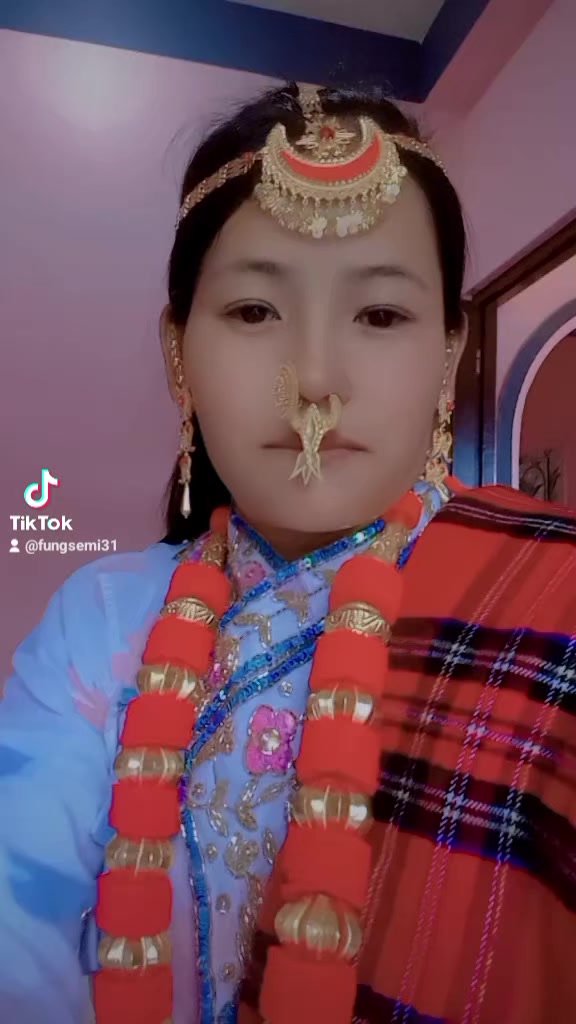 @Fungsemi Limbu