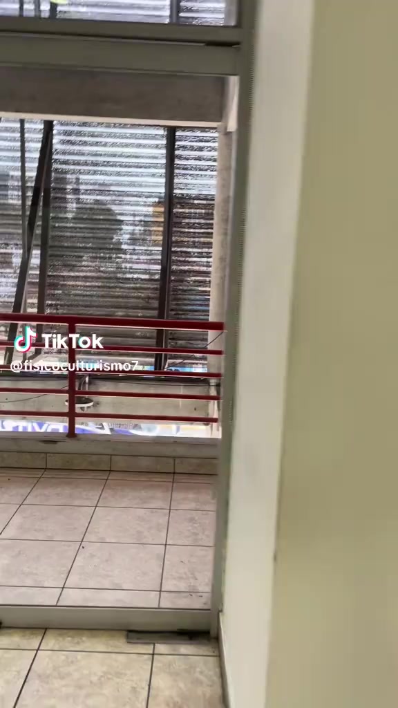 @levrone iqueño