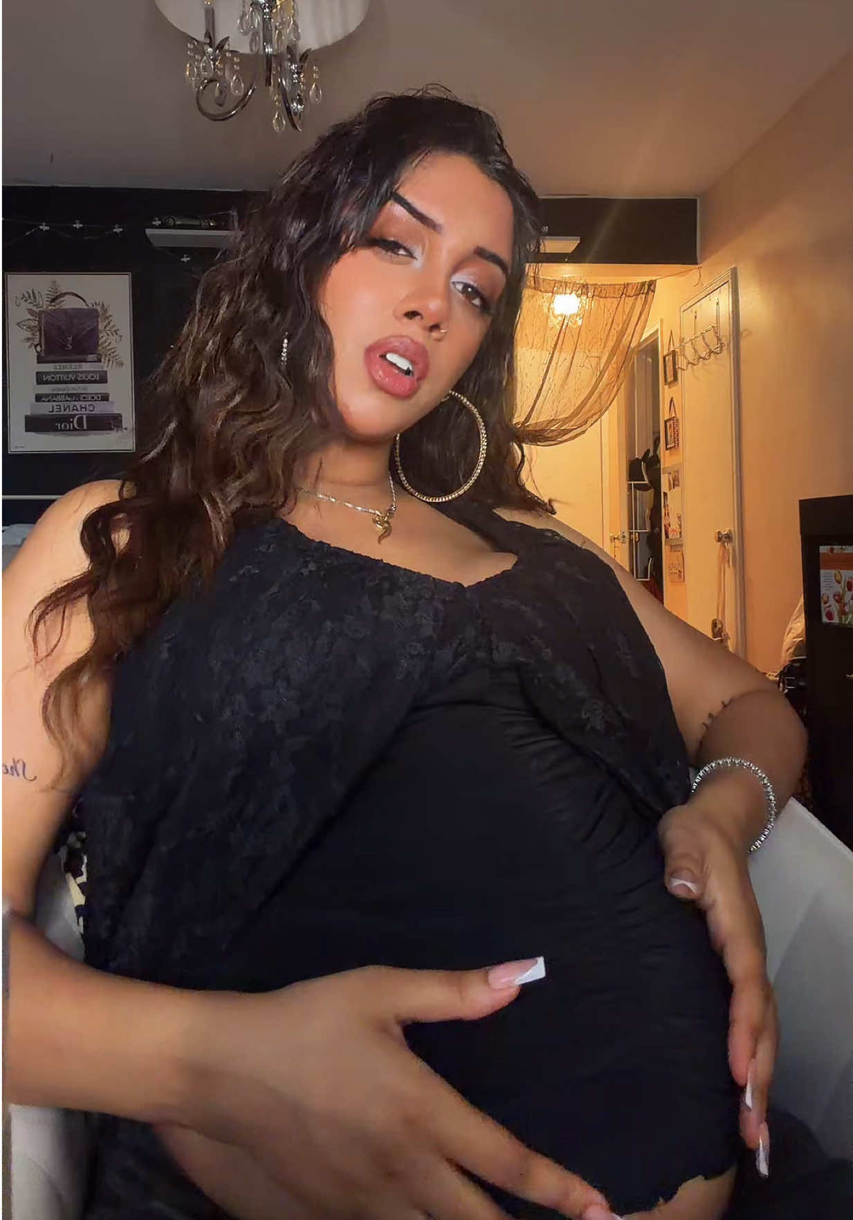 @Toni-Renée