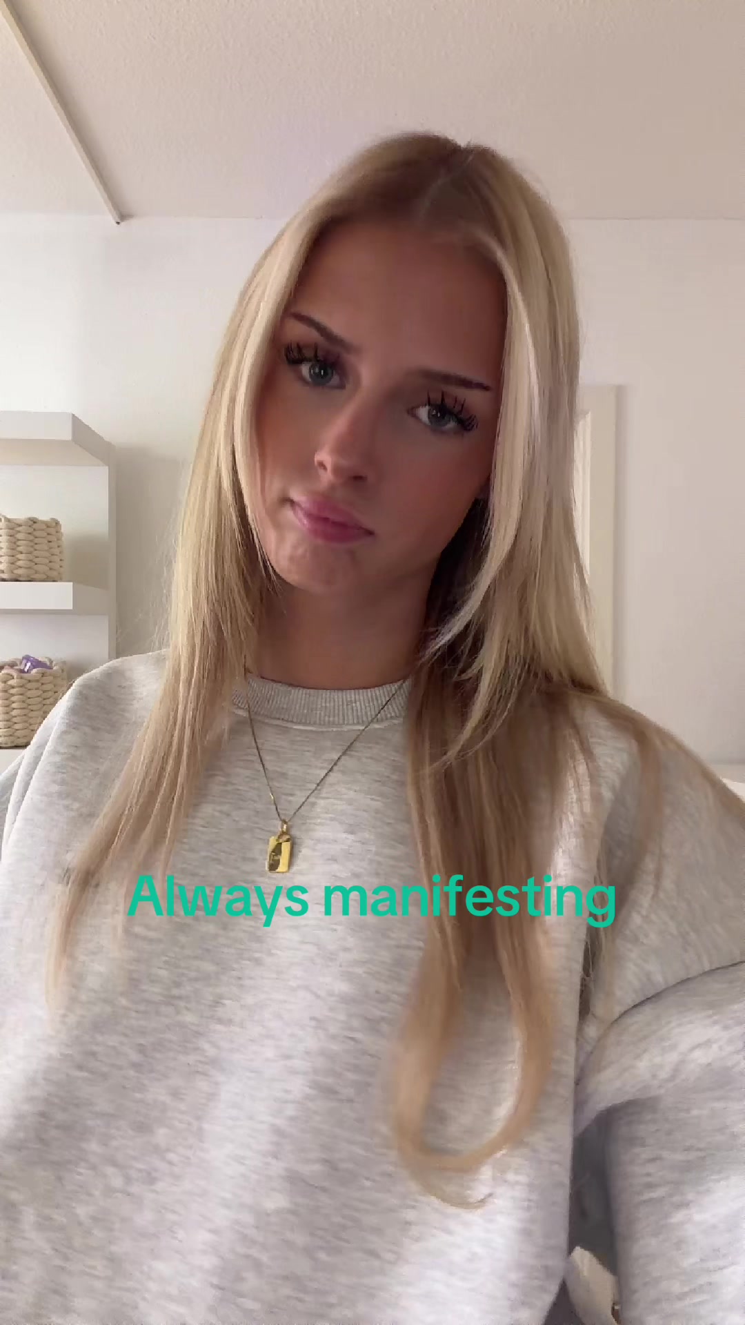 @anialivo