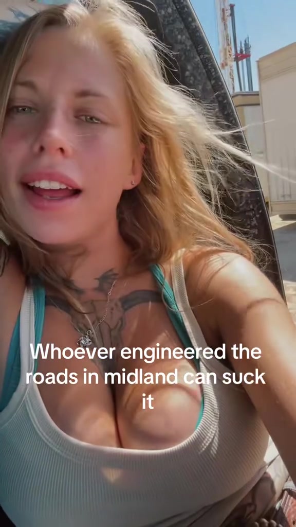 @awholeassmessbpd