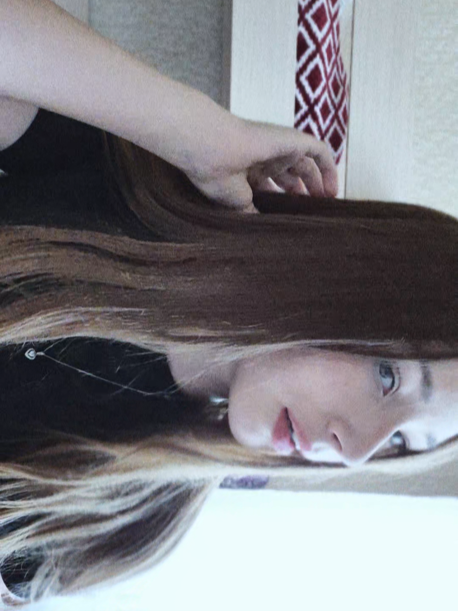 @krissweq