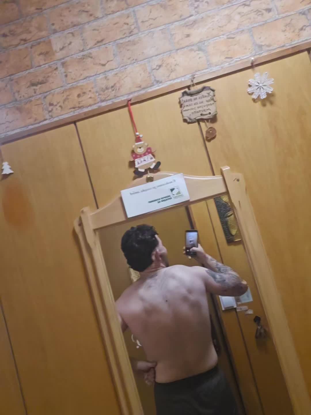 @_NIKO_