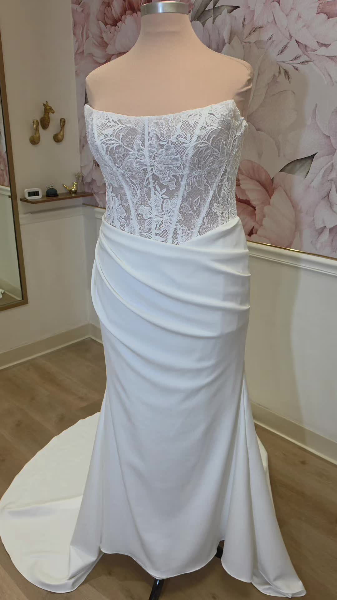 @marryandtuxbridal