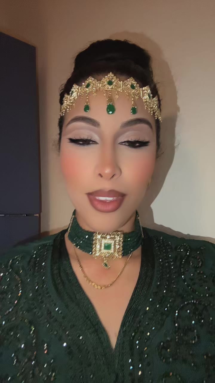 @✨K✨