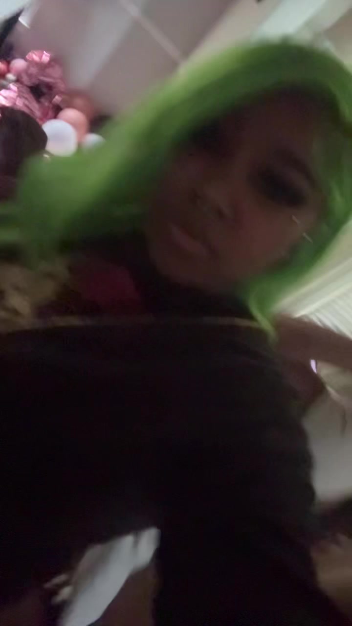 @Tsunami Zombie ๐๐งโ๏ธ
