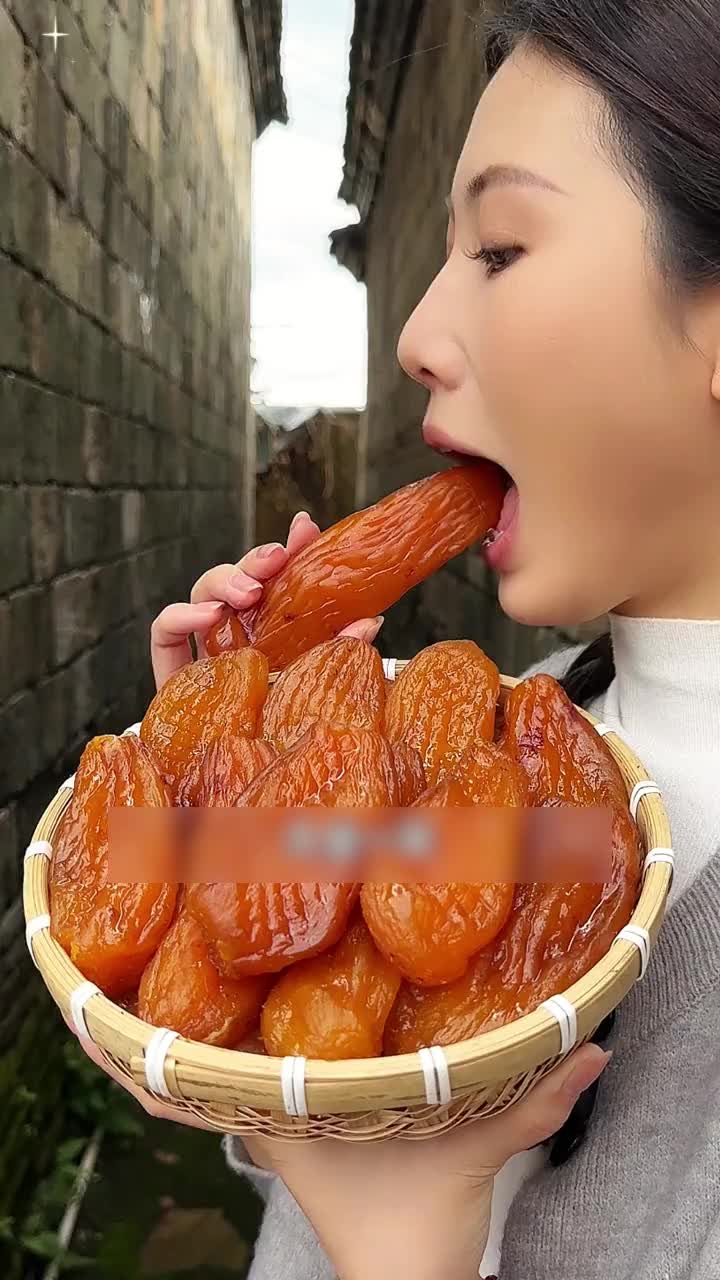 @Foodonisa