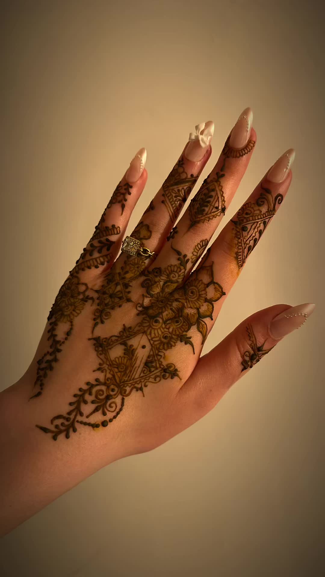 @henna.kdj