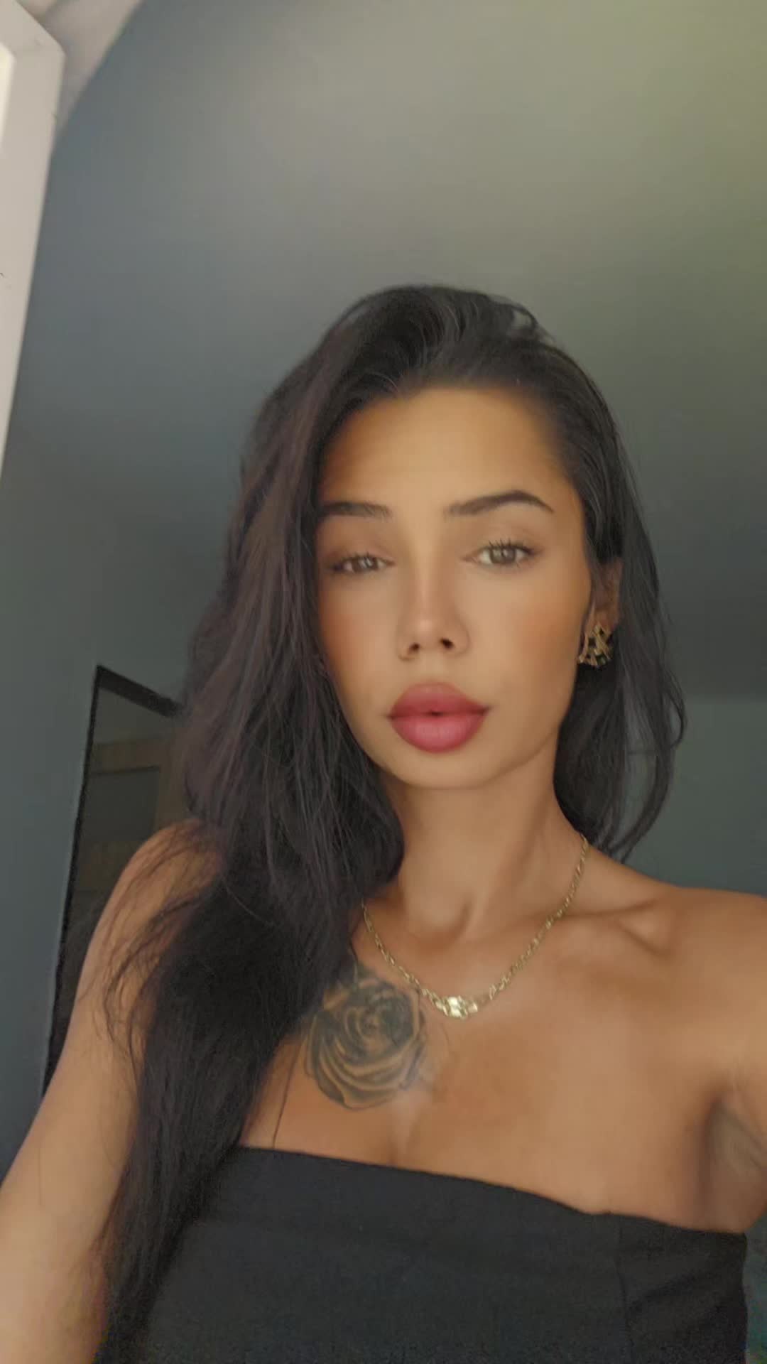 @nikoleta