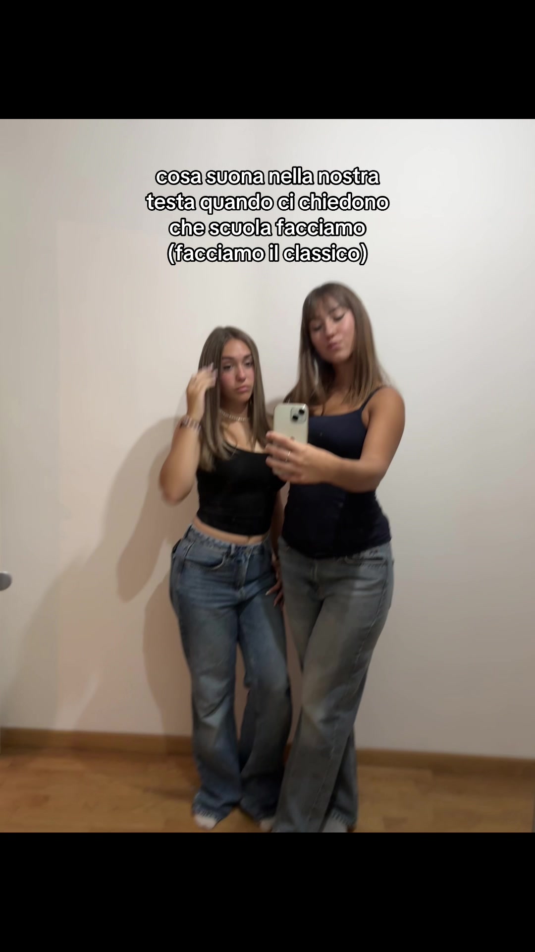 @ελε ε λαλλα🎀🏛️