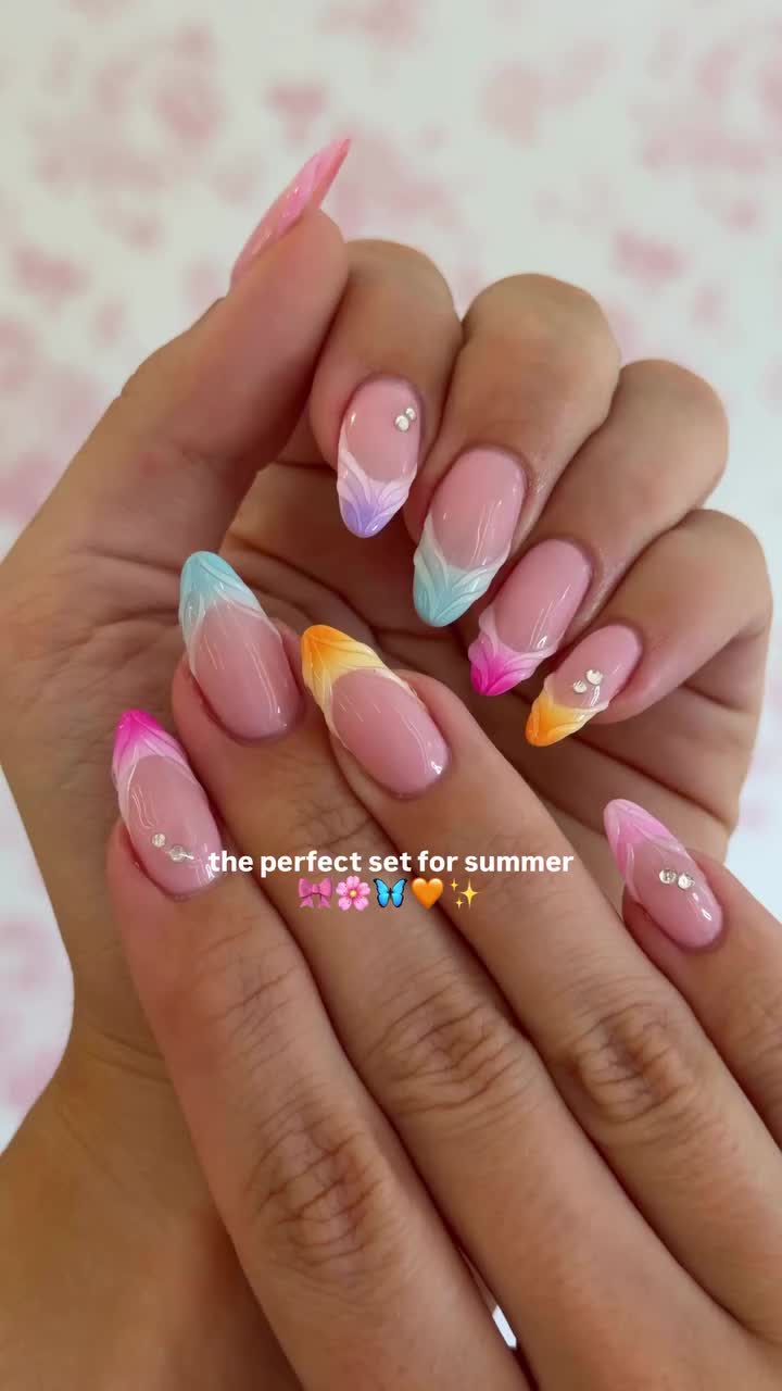 @Daily Nail Inspo Curated ✨️