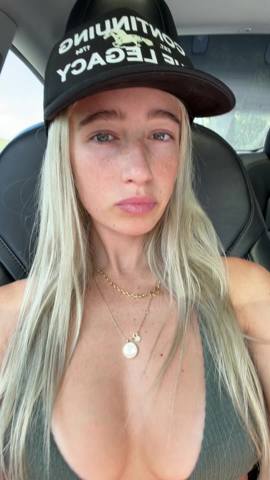 @Kira💗🕸️