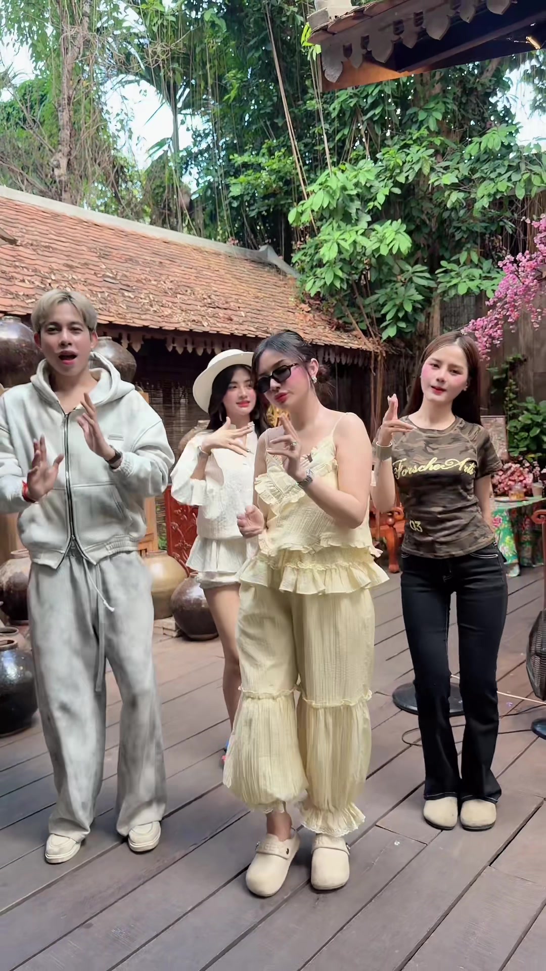 @Nimol Felix - ម៉ាក់អូនភូ 💕