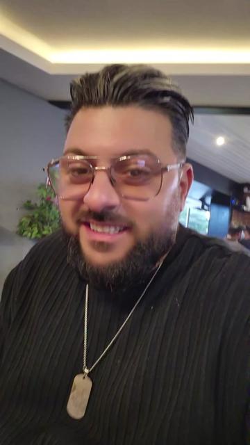 @Andrey Nikolas