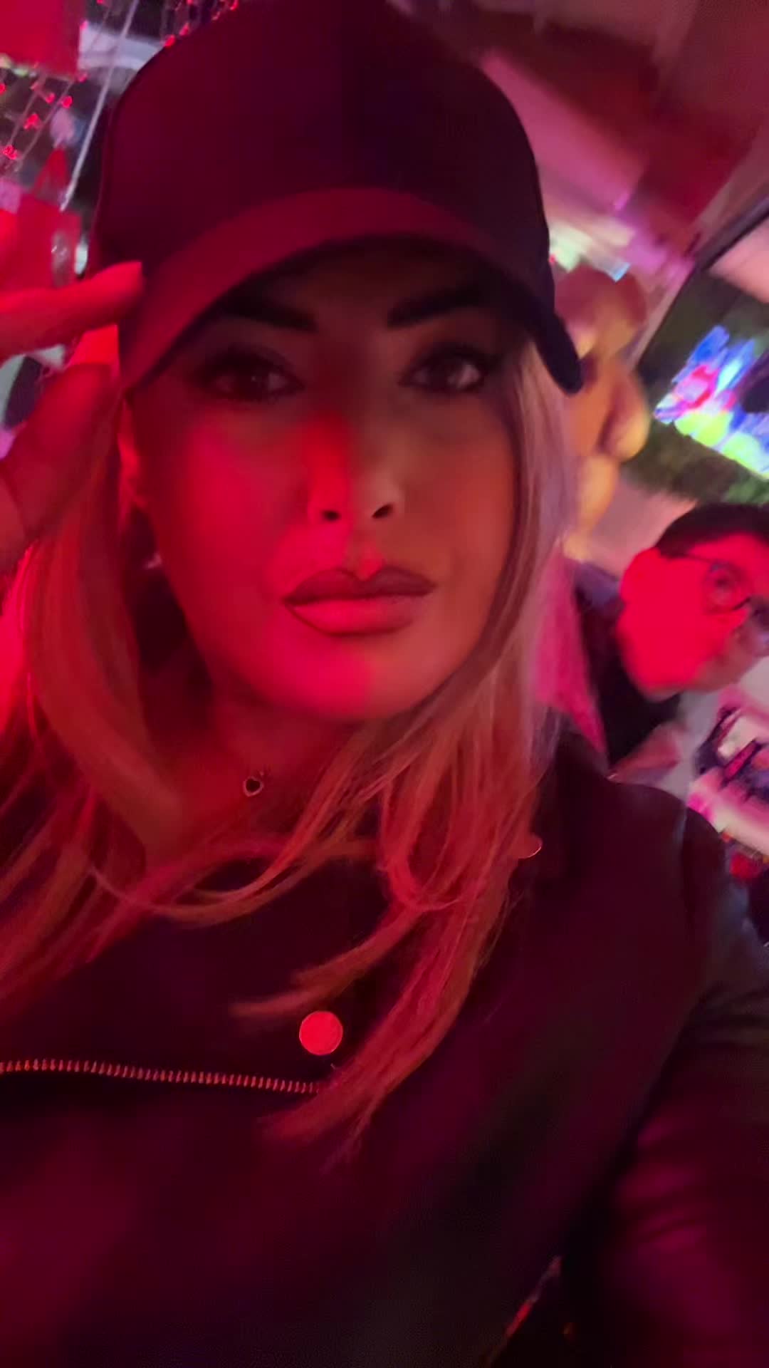 @Maria
