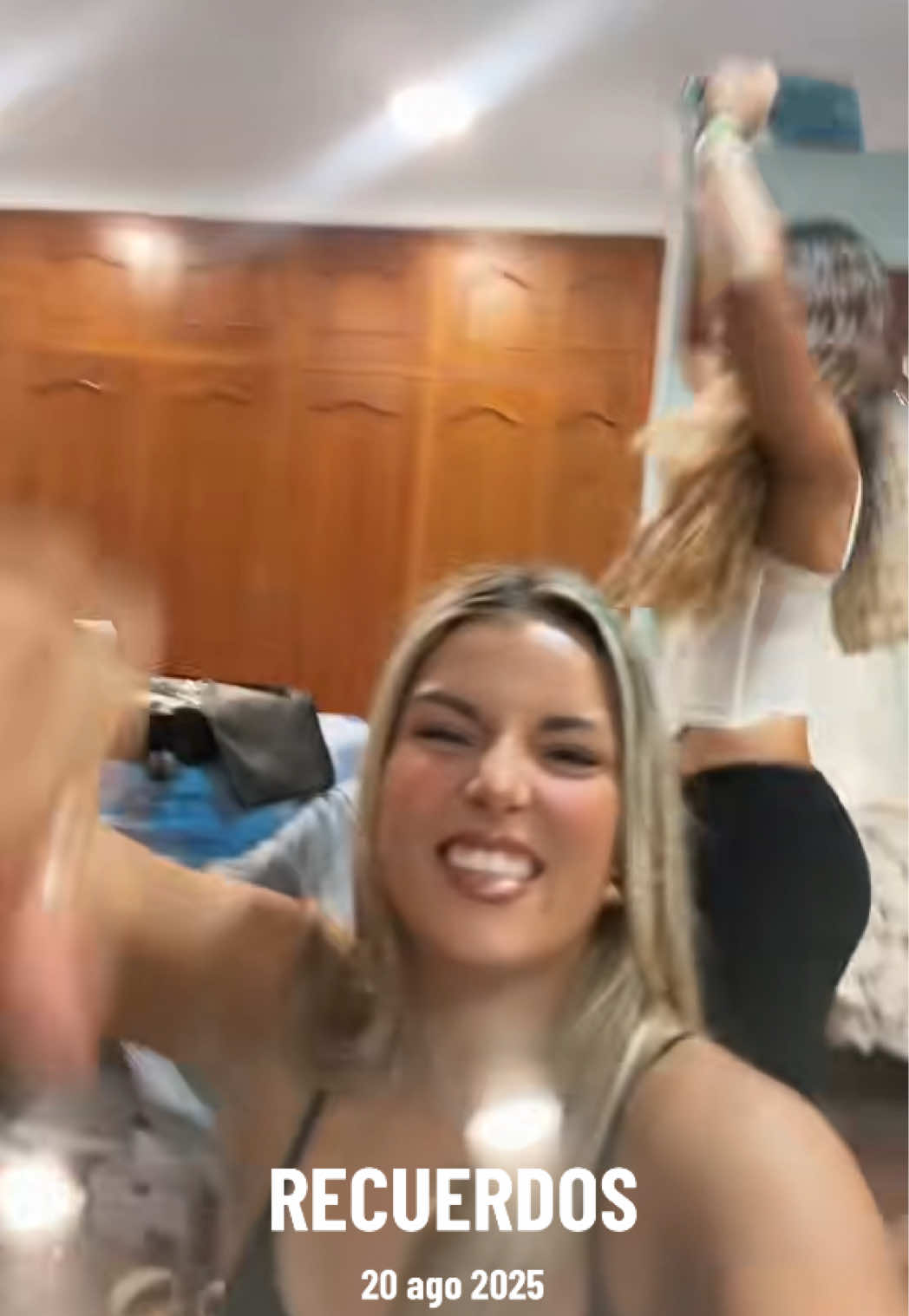 @Vivi🦦