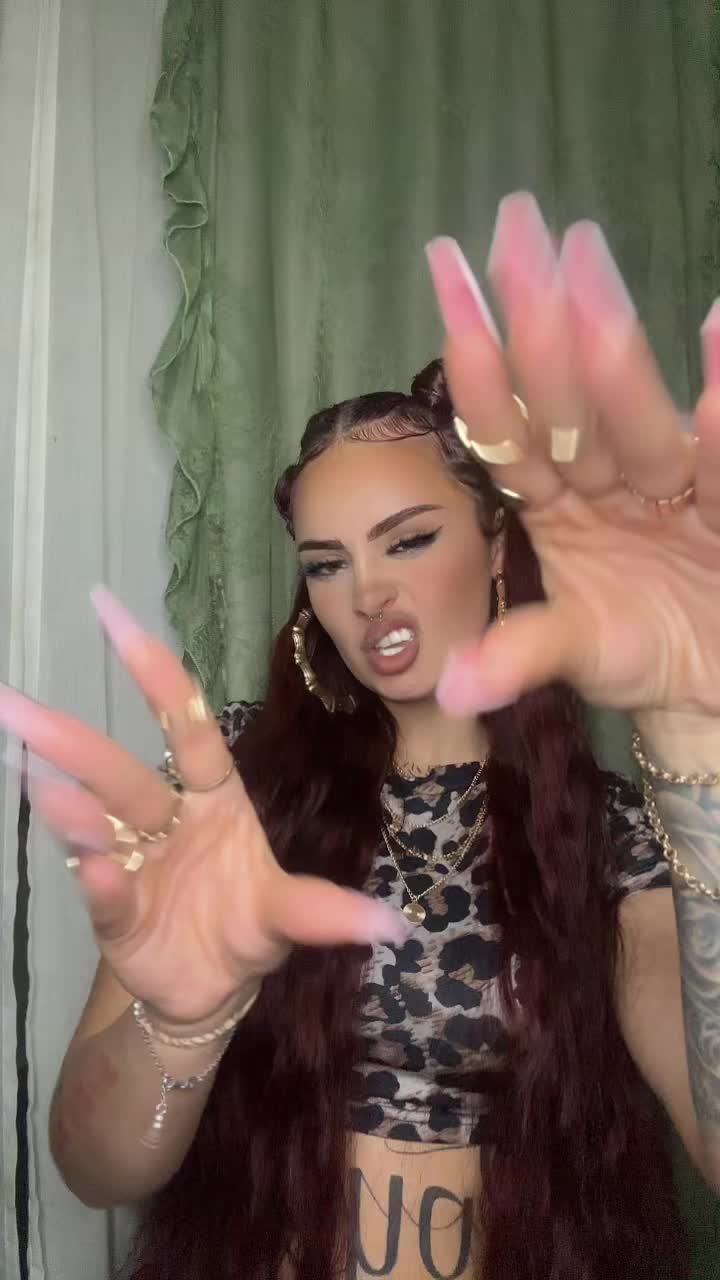 @Badgal🩷