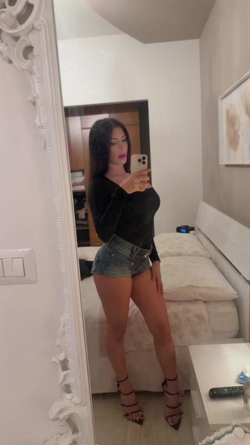 @helenanuzzoo