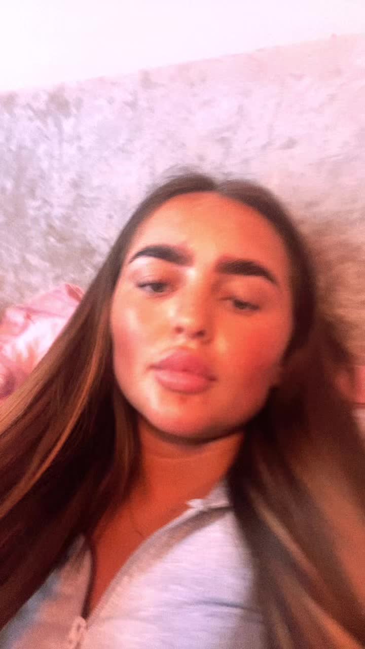 @ellecollx
