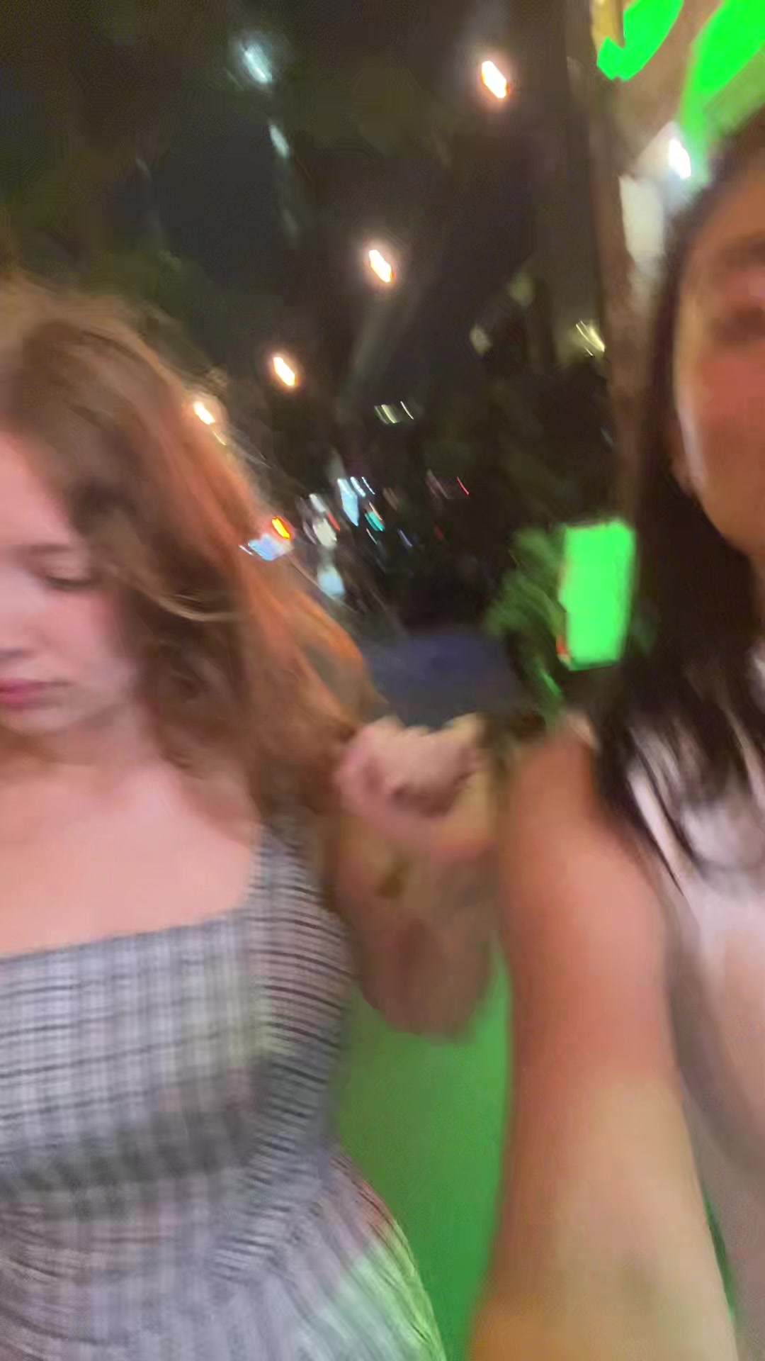 @Delphine